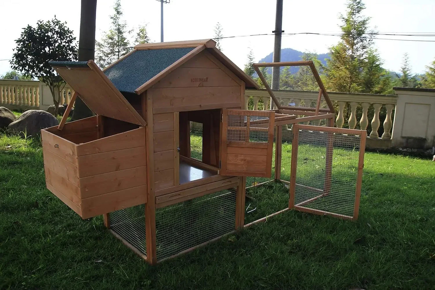 Large Waterproof Outdoor Wooden Chicken House with Nesting Box